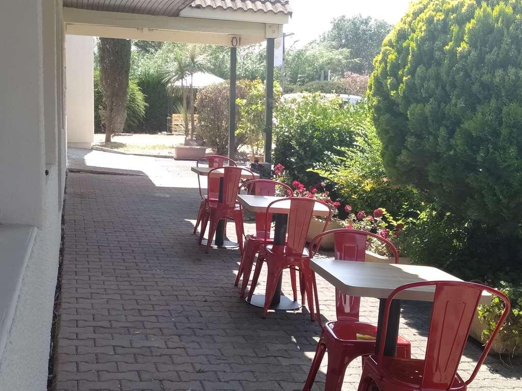 ארל Urban Style Arl Hotel מסעדה תמונה